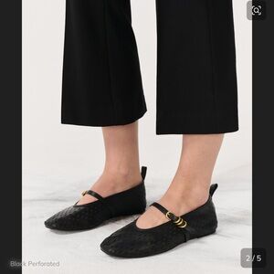 rag & bone
Spire Perforated Leather Mary Jane Shoes size 7.5